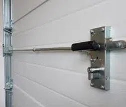 Clinton Locksmith Service Clinton, MD 301-242-9828 - 17aa-Garage-Door-Locks